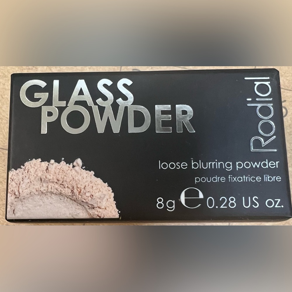 Rodial Glass Powder - Loose Blurring Powder